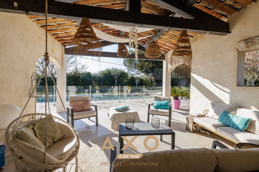 à vendre  Villa Ventabren (13122)