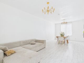  Maison � vendre 4 pi�ces 145 m�