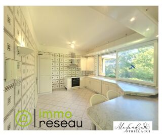  Maison à vendre 8 pièces 240 m²