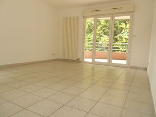  Appartement à louer 3 pièces 66 m²
