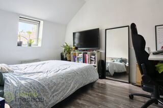  Immeuble à vendre 200 m² La chapelle d'armentieres