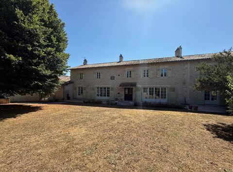   Maison de caractre Maison - 10 pice(s) - 335 m