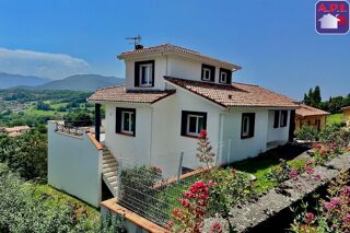  Villa à vendre 6 pièces 148 m²