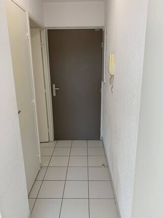  Appartement à louer 1 pièce 20 m²