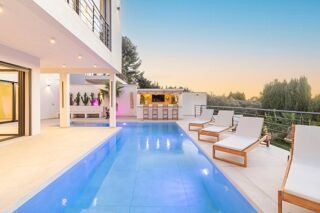  Maison � vendre 7 pi�ces 250 m�