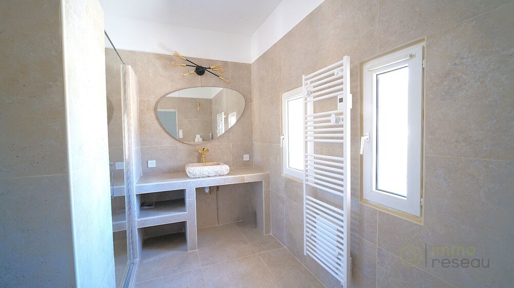 à vendre  Villa Valergues (34130)