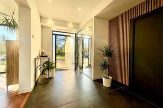  Villa � vendre 11 pi�ces 332 m�