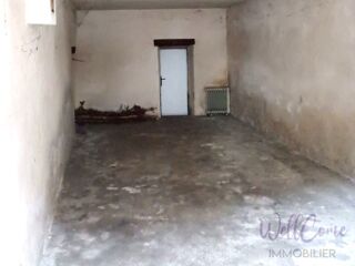  Parking / Garage  louer 1 pice 27 m