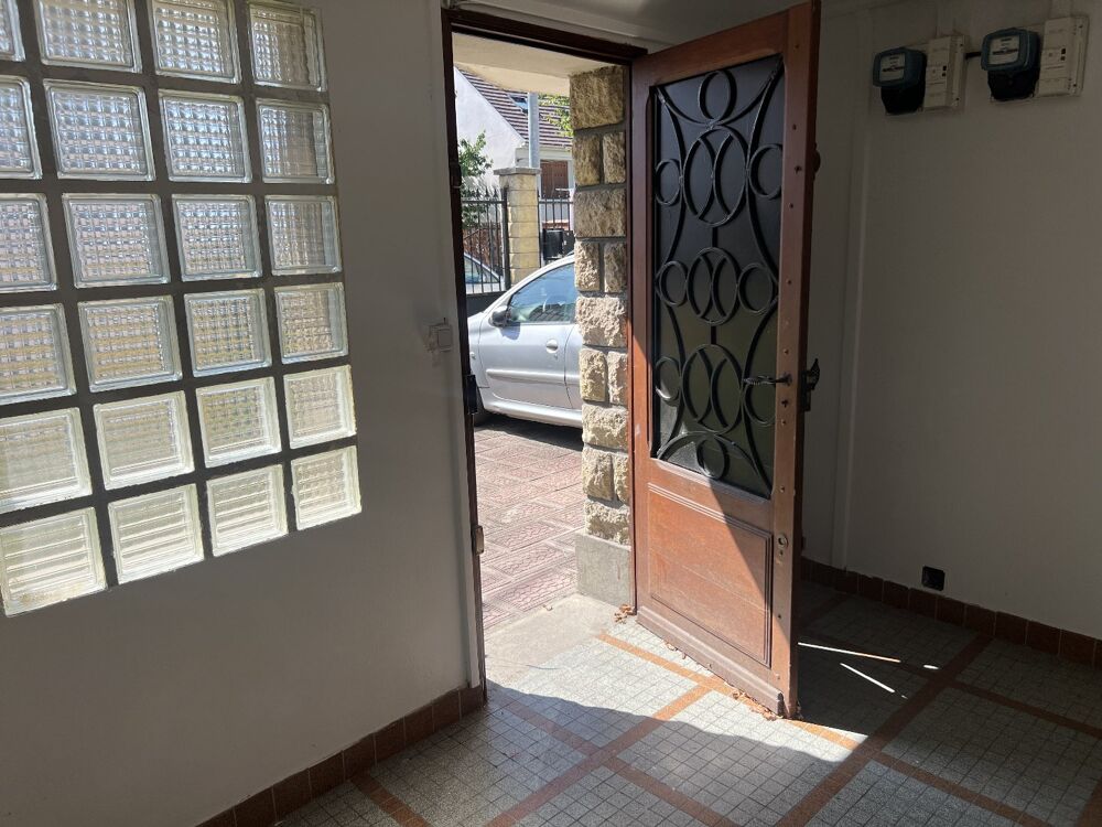 Maison 8 pièces 200 m² · à Le Blanc Mesnil · 200 m² · 537 000 €