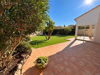  Maison à louer 6 pièces 176 m²