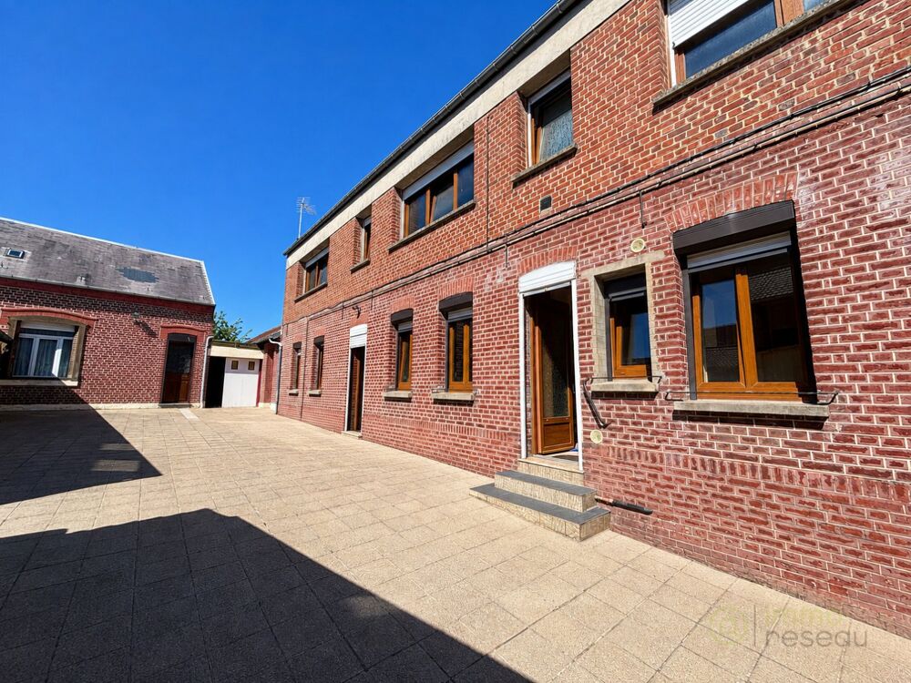 Maison 10 pièces 242 m² · à Villers Outreaux · 242 m² · 177 650 €