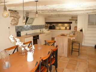  Maison � vendre 10 pi�ces 258 m�