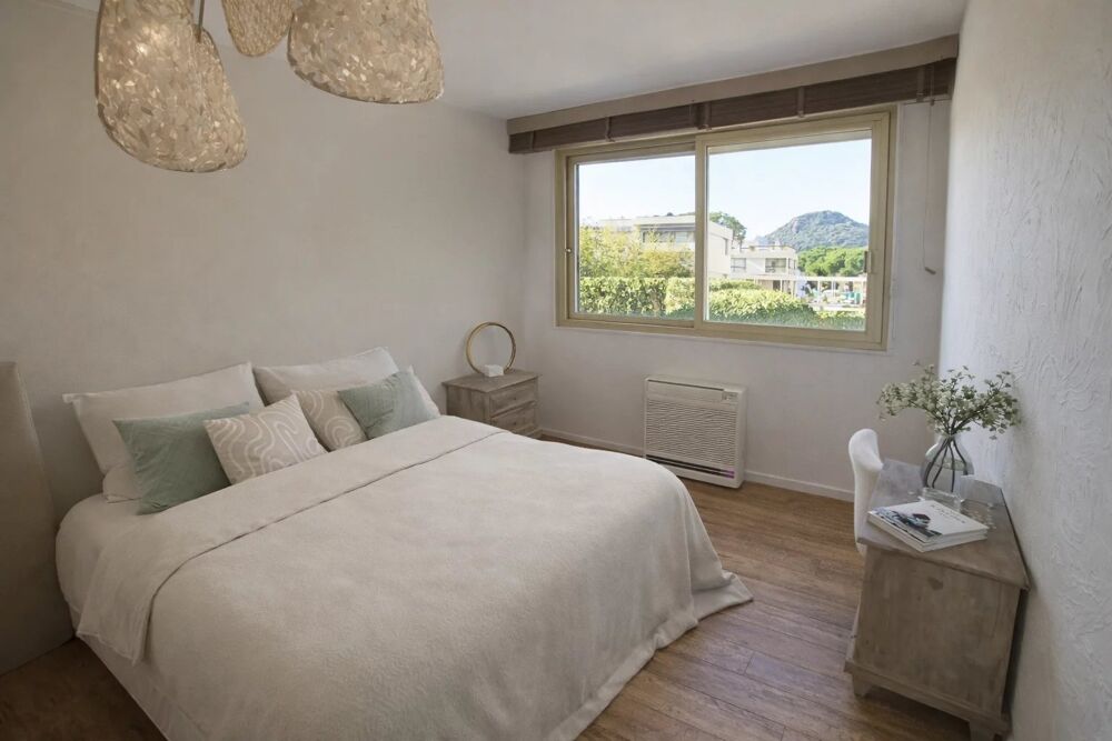 � vendre  Appartement Mandelieu-la-Napoule (06210)