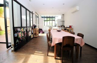  Villa � vendre 8 pi�ces 250 m�