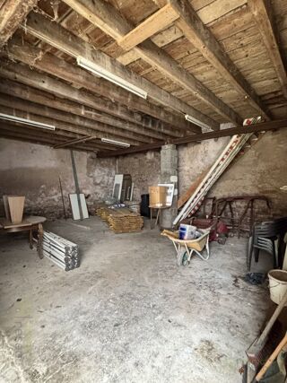  Immeuble à vendre 310 m²