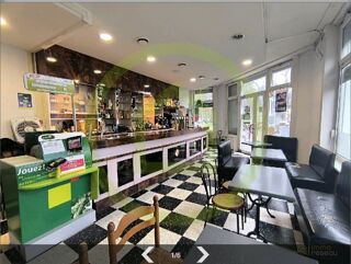  Immeuble à vendre 159 m²