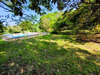  Maison  vendre 9 pices 380 m