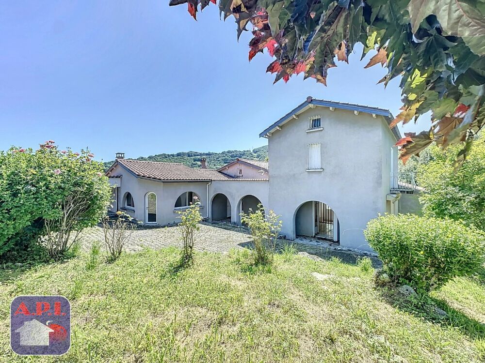 Vente Maison 6 pièces 230 m² - Vue 2
