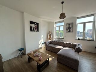  Appartement à louer 4 pièces 106 m²