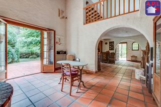  Villa � vendre 7 pi�ces 216 m�