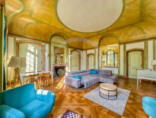  Propri�t�/ch�teau � vendre 15 + pi�ces 806 m�