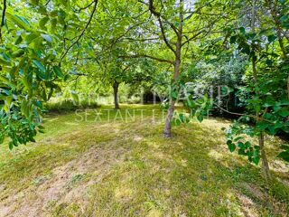  Villa  vendre 11 pices 273 m