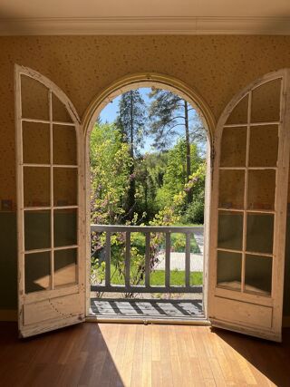  Maison à vendre 15 + pièces 527 m²
