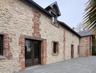  Maison � vendre 8 pi�ces 370 m�