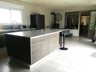  Maison � vendre 8 pi�ces 211 m�