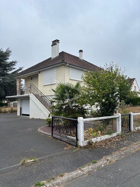   Maison Maison - 4 pi�ce(s) - 90 m�