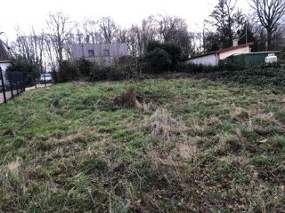  Terrain à vendre 834 m²