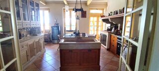  Villa � vendre 15 + pi�ces 409 m�