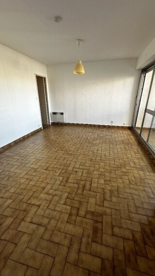  Appartement à louer 1 pièce 24 m²