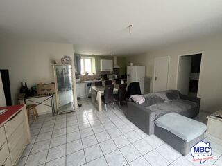  Appartement à louer 4 pièces 74 m²