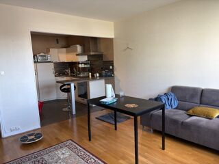  Appartement à louer 2 pièces 45 m²