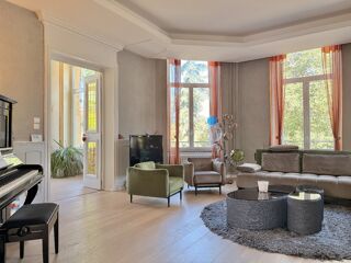  Maison à vendre 12 pièces 365 m²