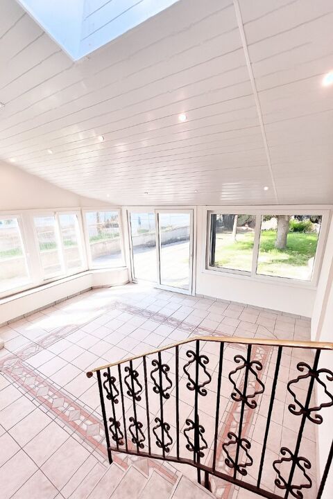   Maison Maison - 5 pice(s) - 112 m