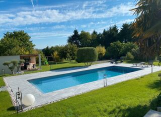  Villa � vendre 8 pi�ces 218 m�