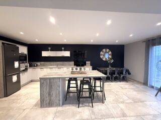  Maison � vendre 4 pi�ces 142 m�