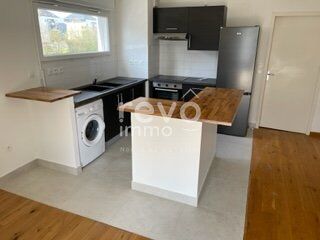  Appartement à louer 3 pièces 61 m²