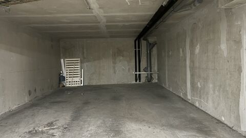  Parking / Garage � louer 