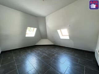  Appartement à louer 3 pièces 56 m²