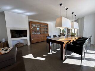  Maison � vendre 6 pi�ces 212 m�