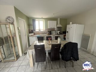  Appartement à louer 4 pièces 74 m²