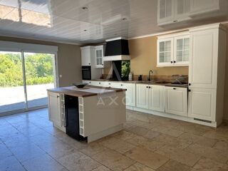  Maison � vendre 6 pi�ces 220 m�