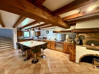  Villa � vendre 14 pi�ces 438 m�