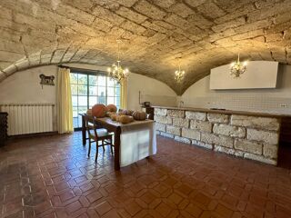  Maison � vendre 9 pi�ces 260 m�