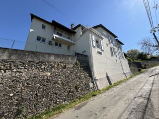  Maison � vendre 9 pi�ces 220 m�