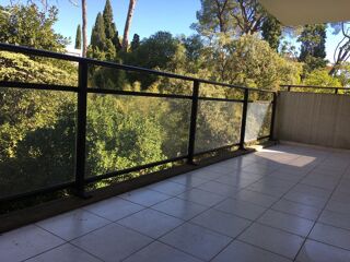  Appartement à louer 3 pièces 65 m²