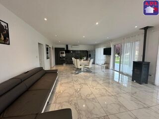  Maison � vendre 4 pi�ces 120 m�